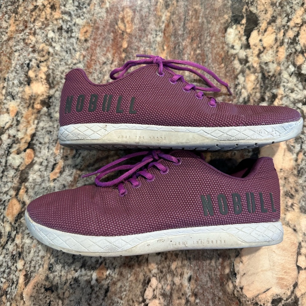 NOBULL women’s shoes 9.5